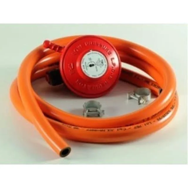 Gas regulator and hose set